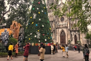 Giáng sinh về – Phố phường Việt Nam bừng sáng