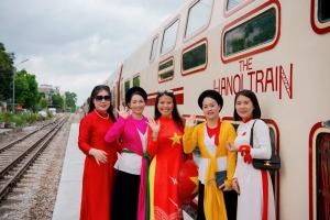 Hà Nội chính thức vận hành Đoàn tàu 5 Cửa Ô