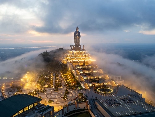 Tham quan Hồ Chí Minh - Tây Ninh - Củ Chi 3 ngày 2 đêm